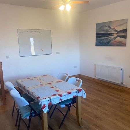 Villa Connemara Chalet à Galway Extérieur photo